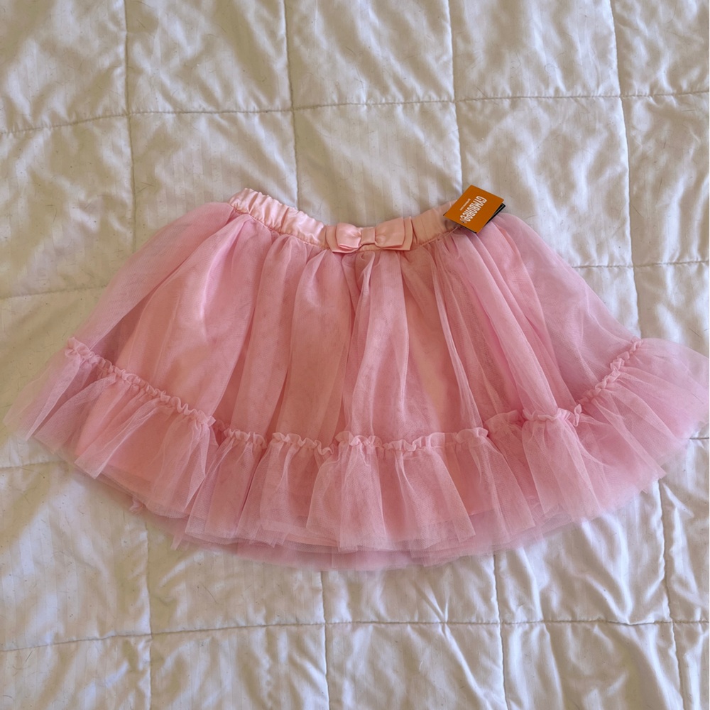 NWT 🤍Ballerina skirts 🩰size 7 years